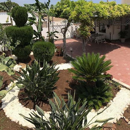 Casa Vacanze Robinson Villa Авола Екстериор снимка