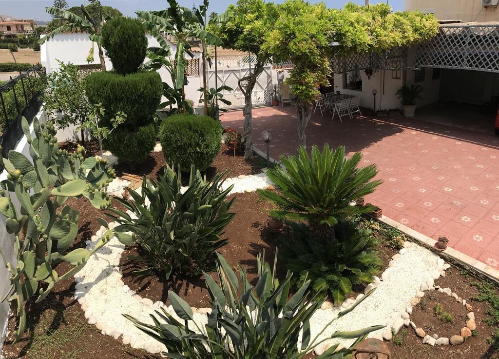 Casa Vacanze Robinson Villa Авола Екстериор снимка
